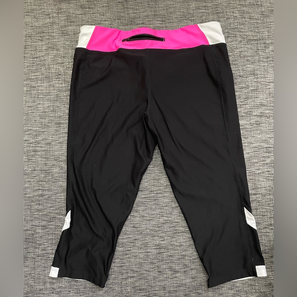 Xersion Womens Large Capri Workout Capri Leggings